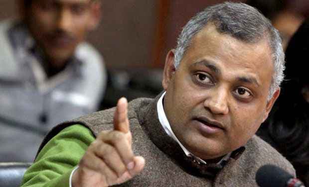 सोमनाथ भारती संकट पर केजरीवाल के घर आप नेताओं की बैठक, कठोर फैसला संभव