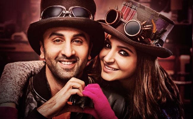 ''शिवाय'' पर भारी पड़ रही हैं ''ऐ दिल है मुश्किल'', जानें पहले दिन की कमाई ?