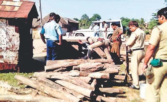 कटवा में बम विस्फोट, एक की मौत