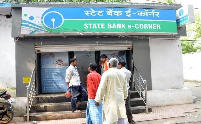 नोटबंदी के बीच, 80 ATM से डेढ़ करोड़ का कैश घोटाला