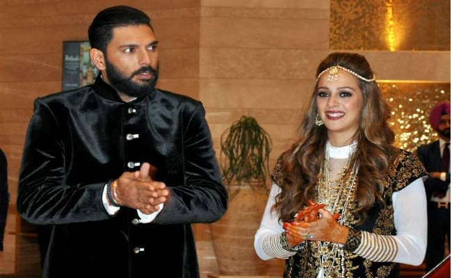 युवराज और हेजल का ग्रैंड रिसेप्शन, शामिल हुए स्टार