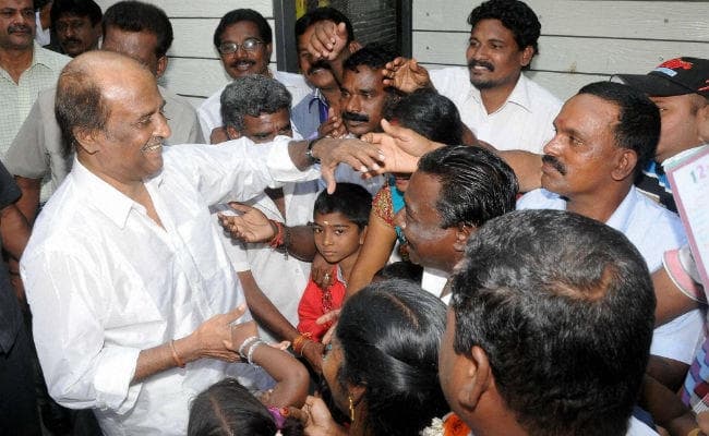 66 के हुए रजनीकांत, जयललिता के निधन के कारण नहीं मनायेंगे जन्मदिन...