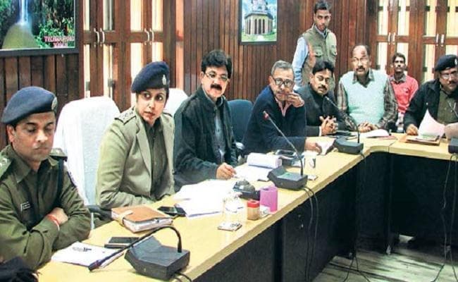 बोतल, मोबाइल, गमछा व छाता लेकर गये, तो नीतीश की सभा में नहीं मिलेगा प्रवेश