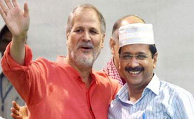 ''जंग'' हुई खत्म: नजीब जंग ने केजरीवाल को नाश्ते पर बुलाया, हुई आधे घंटे बात