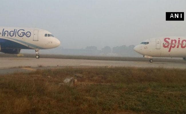 गोवा के बाद दिल्ली एयरपोर्ट पर टला बड़ा हादसा, टकराने से बचे दो विमान