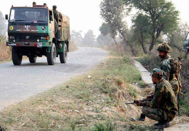 पठानकोट में शहीद नहीं हुए थे संजीव दुर्घटना में हुई थी मौत