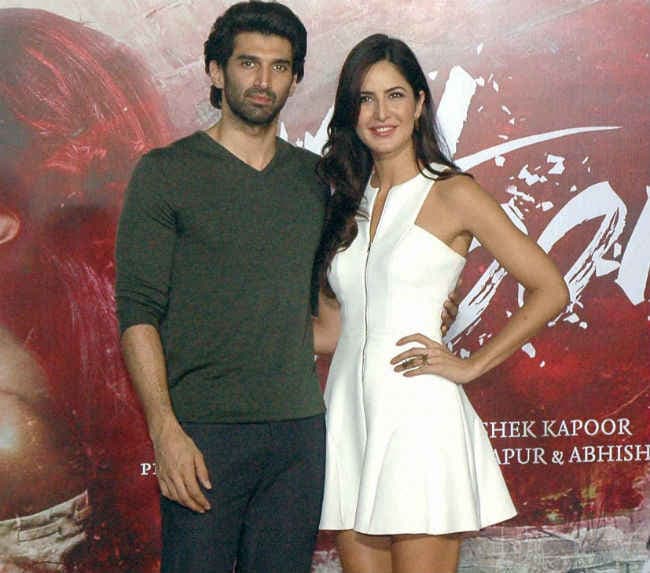 ''ये इश्क नहीं आसां...'' : आदित्य-कैट की ''फितूर'' का ट्रेलर रिलीज