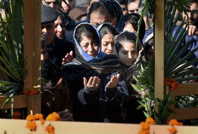 J&K : सरकार गठन पर संशय कायम