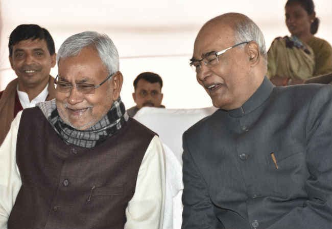 ममता बनर्जी सांप्रदायिक सद्भाव की हिमायती हैं : नीतीश