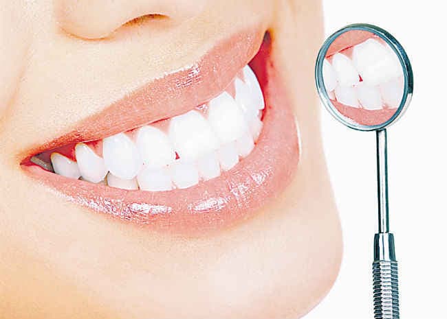 महंगे डेंटल चेयर को बनाया सस्ता