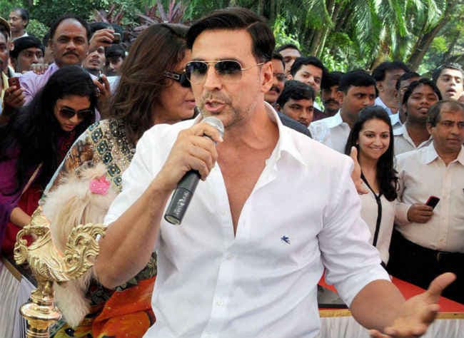 ‘एयरलिफ्ट'' और ‘आर्गो'' की तुलना को लेकर जानें क्या बोले अक्षय कुमार?