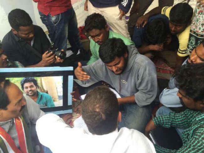 दलित छात्र मौत मामला : राहुल गांधी ने कहा, केंद्रीय मंत्री की ओर से दबाव था