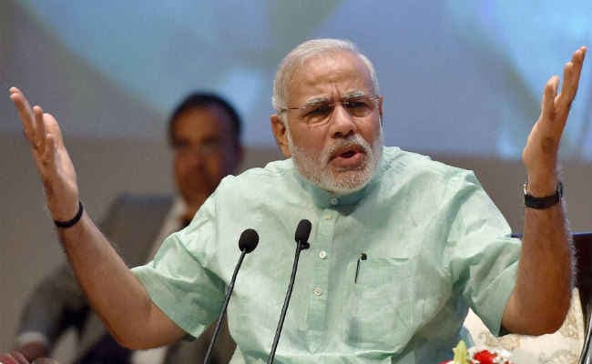 उपग्रह का प्रक्षेपण: मोदी ने दी इसरो के वैज्ञानिकों को बधाई