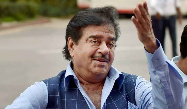 बोले शत्रुघ्न, नरेंद्र मोदी ''डैशिंग और डाइनेमिक'' प्रधानमंत्री