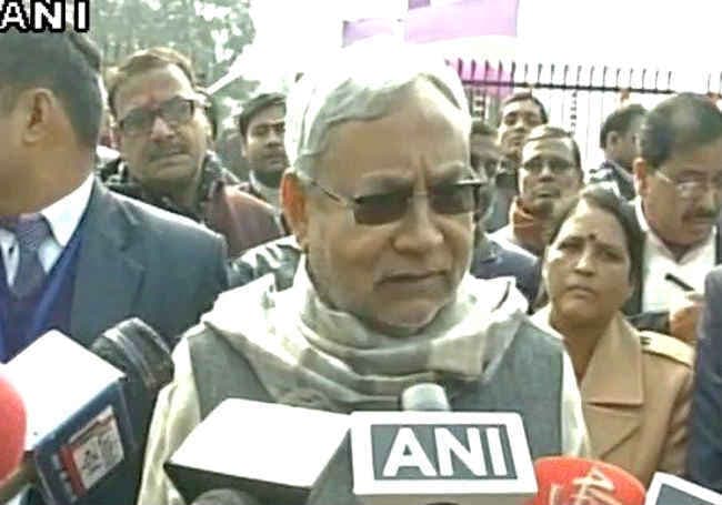 सरफराज पर बोले CM नीतीश, ऐसा आचरण बरदाश्त नहीं