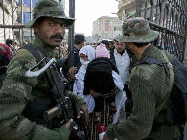 पाकिस्तान का बाचा खान विश्वविद्यालय कड़ी सुरक्षा के बीच फिर खुला