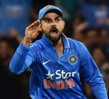 देखें वीडियो: स्मिथ के आउट होने पर कोहली हुए आक्रामक और किया कुछ यूं इशारा