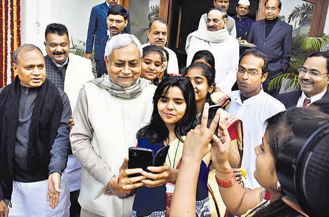 बिहार में कानून का राज है और आगे भी रहेगा : CM नीतीश