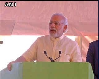 कोझिकोड में बोले मोदी- आयुर्वेद की संभावनाओं का उपयोग बाकी, कांग्रेस ने रोका रास्ता
