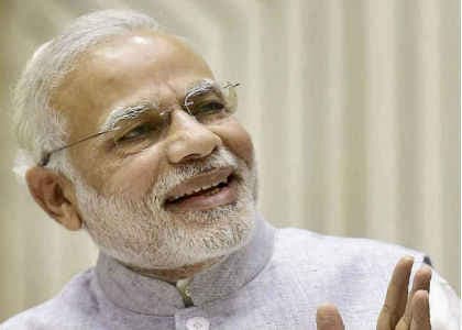 PM मोदी पहुंचे असम, 10 हजार करोड़ के पेट्रो रसायन संयंत्र का किया उदघाटन