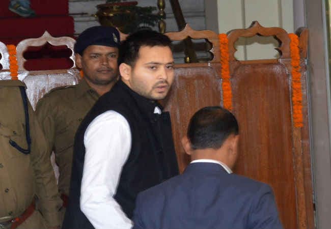 लालू यादव के पुत्र तेजस्वी ने CM नीतीश को अपना ‘राजनीतिक गुरू'' बताया