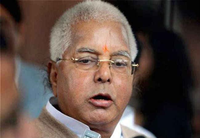 मधुबनी जाते समय लालू प्रसाद यादव का बढ़ा बीपी