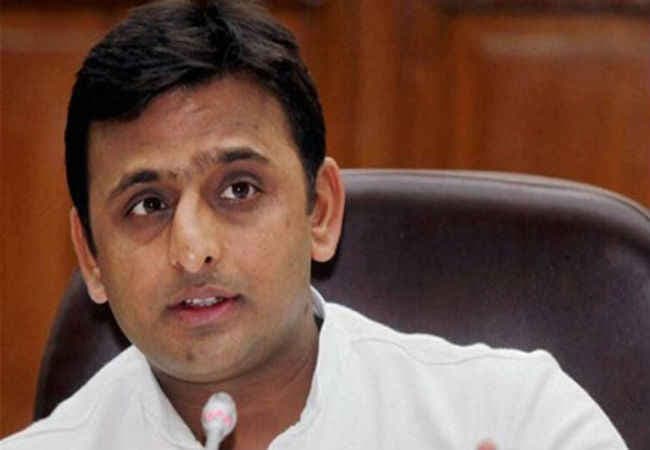 यूपी : विस की कार्यवाही शुरू होते ही विपक्ष ने किया हंगामा