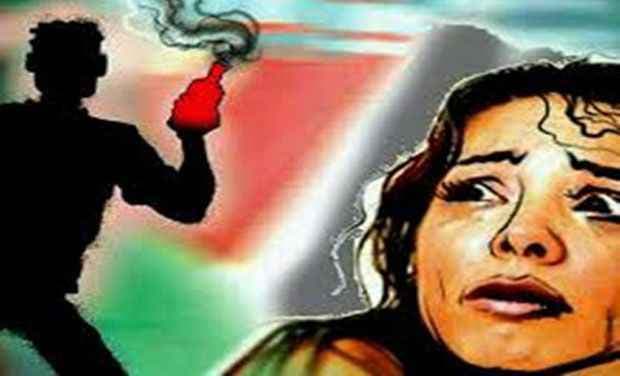 गोपालगंज में इंटर की छात्रा पर तेजाब से हमला