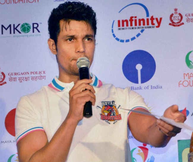 VIDEO : जाट आंदोलन पर बोले रणदीप हुड्डा, कहा- ''बावला होने की जरुरत नहीं...''