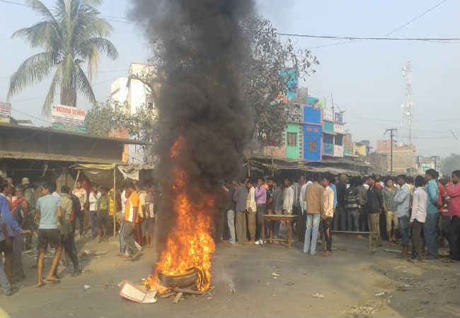 बिहार : सीवान में माले नेता की गला रेत कर हत्या