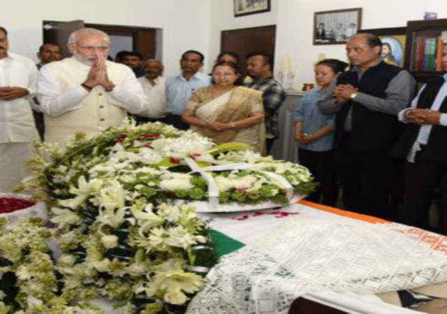 पी ए संगमा को श्रद्धांजलि दने उनके घर पहुंचे पीएम मोदी