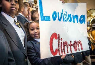 कंसास और नेबरास्का में जीते सैंडर्स, लुइसियाना में हिलेरी की जीत