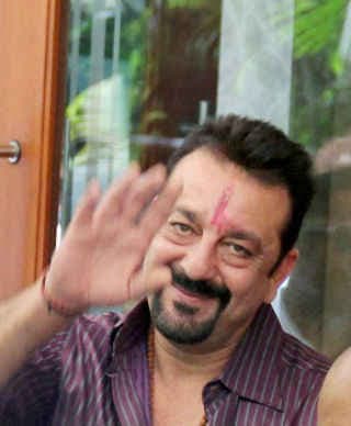 कवि बन गये हैं ''मुन्नाभाई''