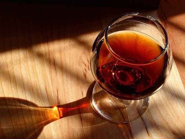 क्या दवा के नाम पर शराब पी कर अपनी जान को खतरे में डाल रहे हैं आप?