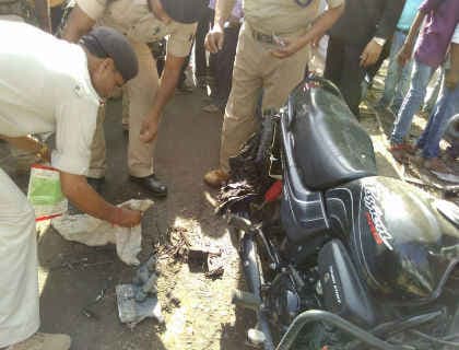 Bihar : बम विस्फोट से दहला रोहतास कोर्ट, पढ़ें तस्वीरों के साथ पूरी रिपोर्ट