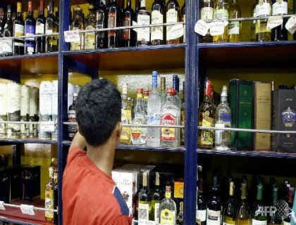 पटना में पब्लिक प्लेस पर शराब पीने वाले 5 हजार लोगों के साथ क्या हुआ, जानें