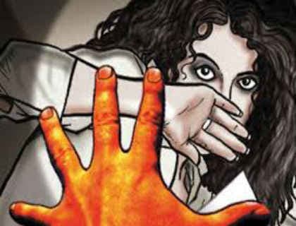 यूपी : दो नाबालिग लड़कियों के साथ रेप की कोशिश