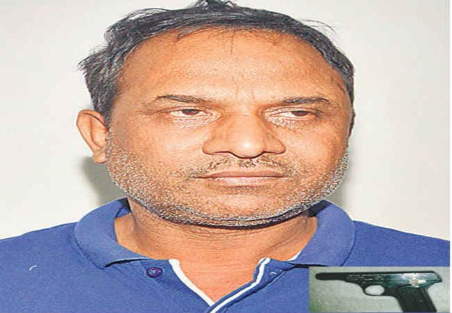 पटना : ठेकेदार मोती सिंह हत्याकांड का शूटर उमेश सिंह गिरफ्तार, पिस्टल बरामद