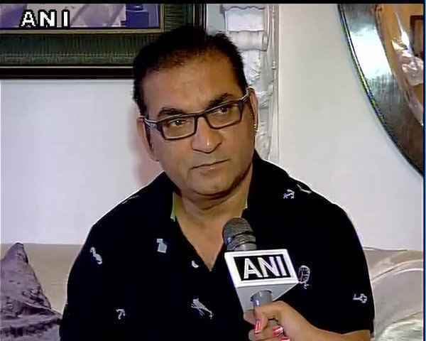 #Brussels: ब्रसेल्स एयरपोर्ट पर फंसी है सिंगर अभिजीत की फैमिली, बयां किया दर्द