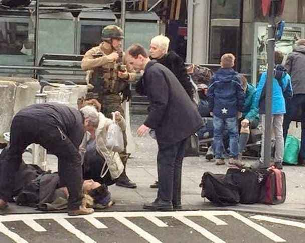 ब्रसेल्स हमले के दो संदिग्धों की तलाश जोरों पर