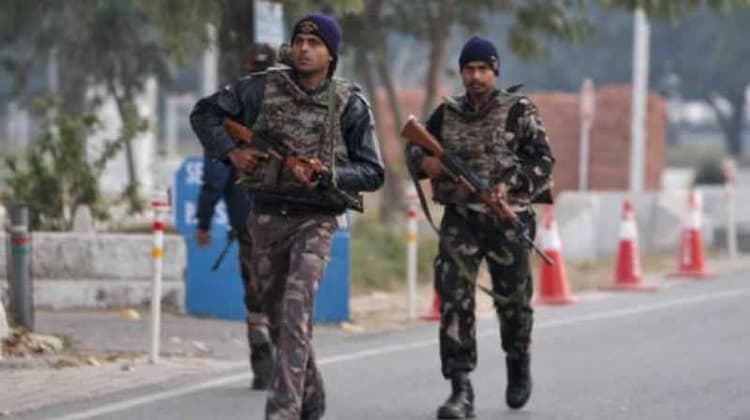 पठानकोट जांच : भारत ने पाकिस्तान के पांच अधिकारियों को वीजा दिया