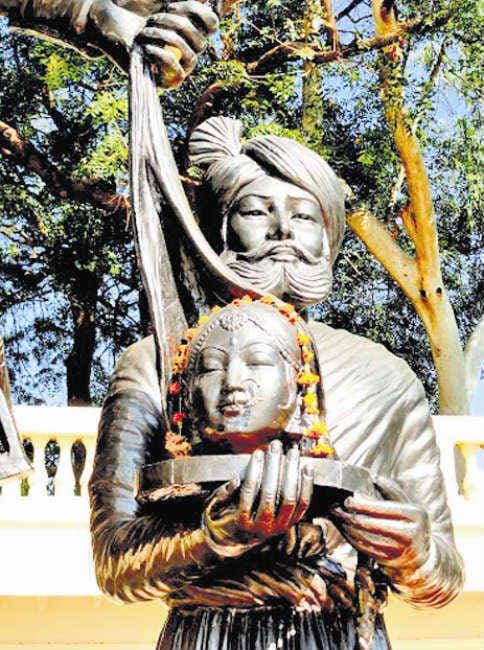 अमर प्रेम कथा : जब रानी ने राजा को अपना सिर भेज दिया