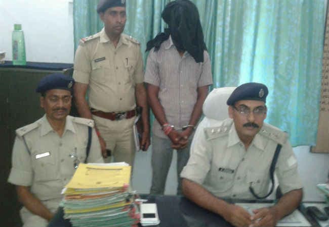 बिहार : काराेबारी से करोड़ों की लूट करनेवाला आरोपी गिरफ्तार