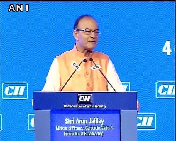 जेटली ने मौद्रिक नीति समीक्षा से पहले ब्याज दर में कटौती की जरुरत पर दिया जोर