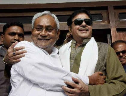 नीतीश 2019 में पीएम पद के दावेदार : शत्रुघ्न सिन्हा