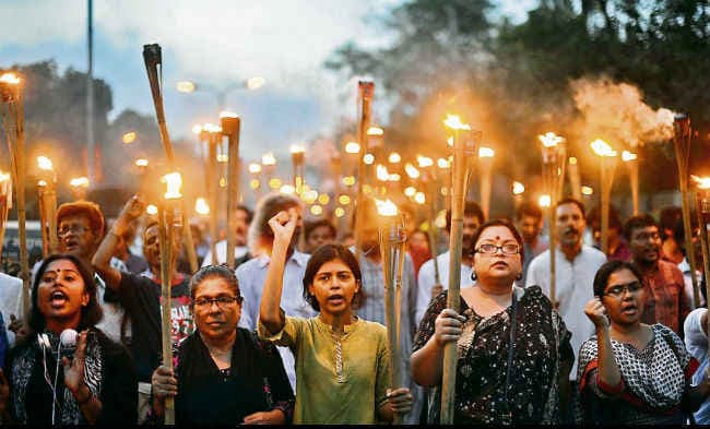 धर्मनिरपेक्ष ब्लागर्स की हत्याएं, बांग्लादेश में कसता कट्टरपंथी शिकंजा