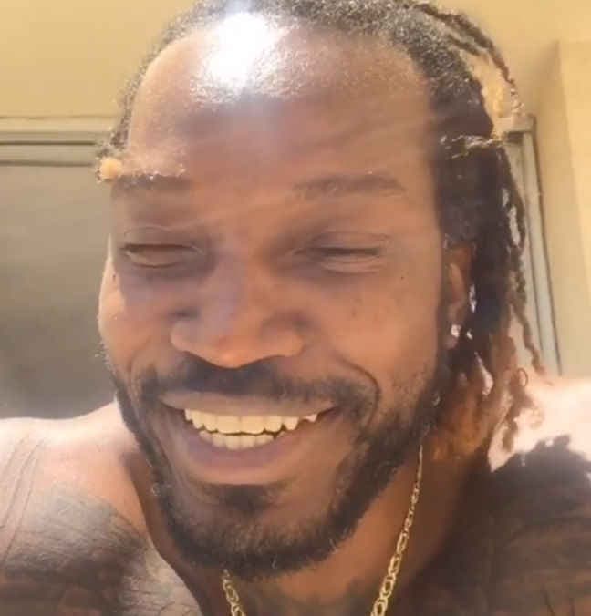 बेटे के पिता बने ''टी-20 किंग'' क्रिस गेल, आईपीएल के अगले दो मैच नहीं खेलेंगे