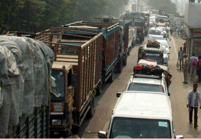 बिहार : गंगा नदी पर बने पुलों पर दबाव कम करने की कवायद, जल्द शुरू होगी रॉल ऑन-रॉल ऑफ की सुविधा