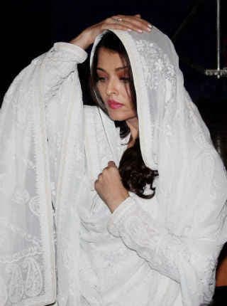 ‘सरबजीत'' के लिए ''ग्लैमरस'' समारोह छोडेंगी ऐश्वर्या राय बच्चन