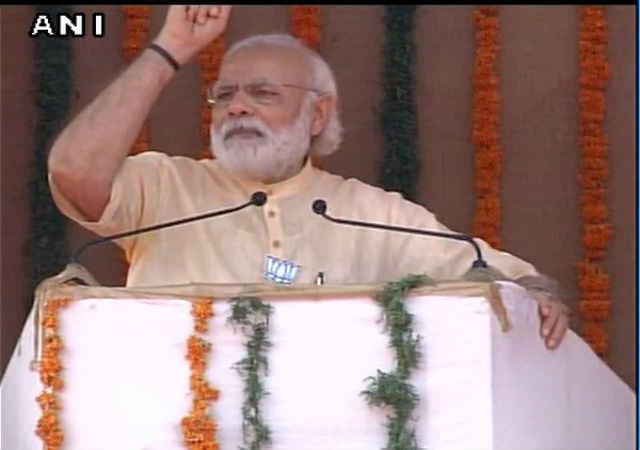 सोनिया को इटली के ही लोगों ने गुनहगार बना दिया, मैं क्या करूं : नरेंद्र मोदी